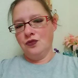 Meet your Posher, Candice